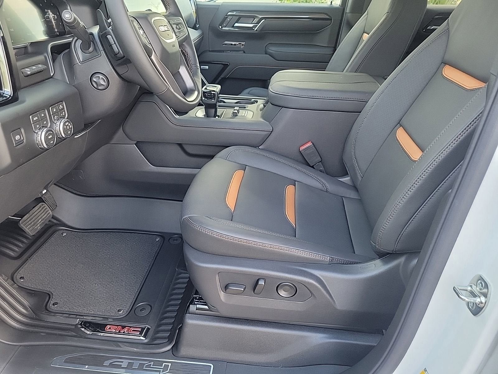 New 2026 GMC Sierra 1500 AT4 w/ AT4 Premium Package AWD/4WD image 22