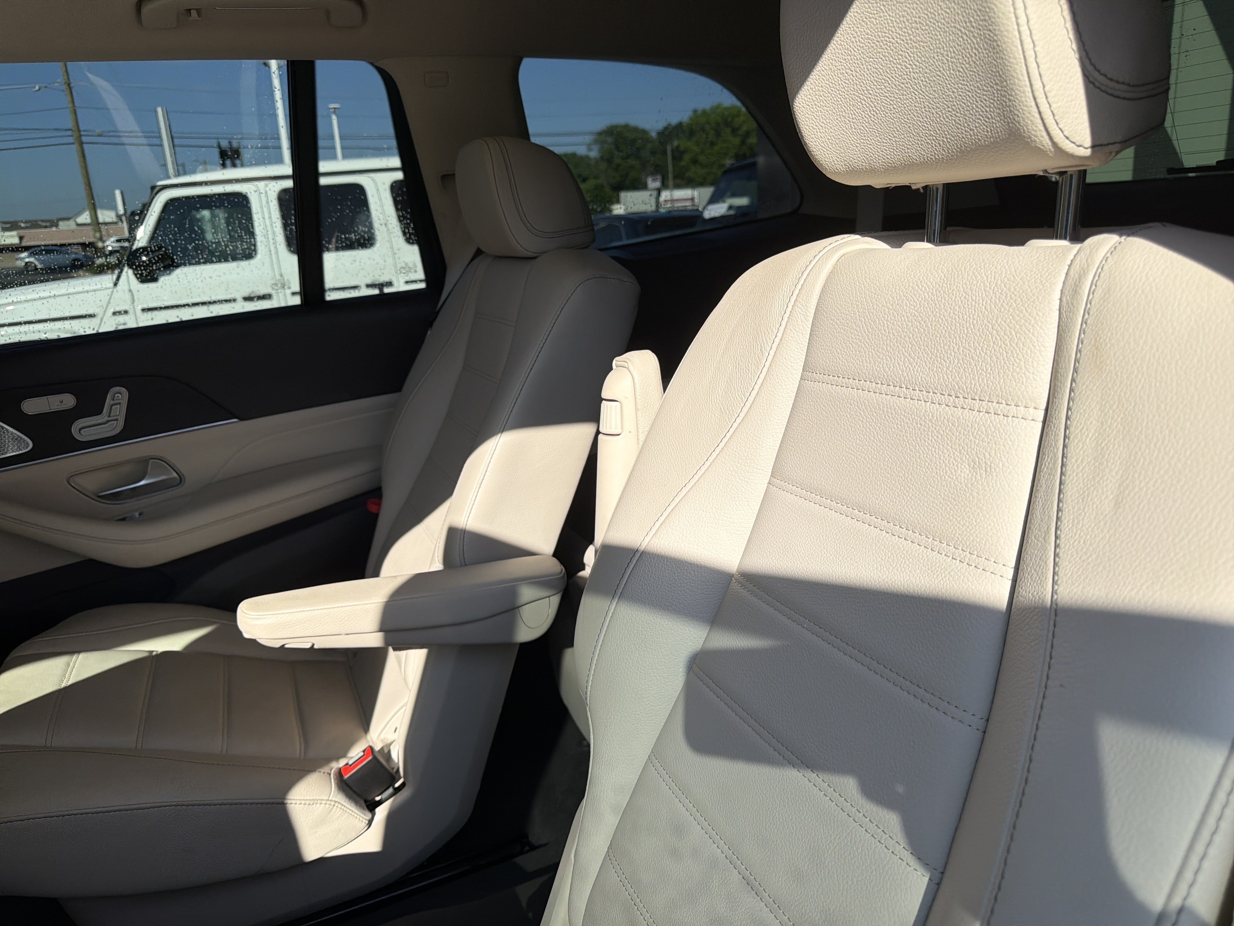 Certified 2020 Mercedes-Benz GLS 450 4MATIC image 33