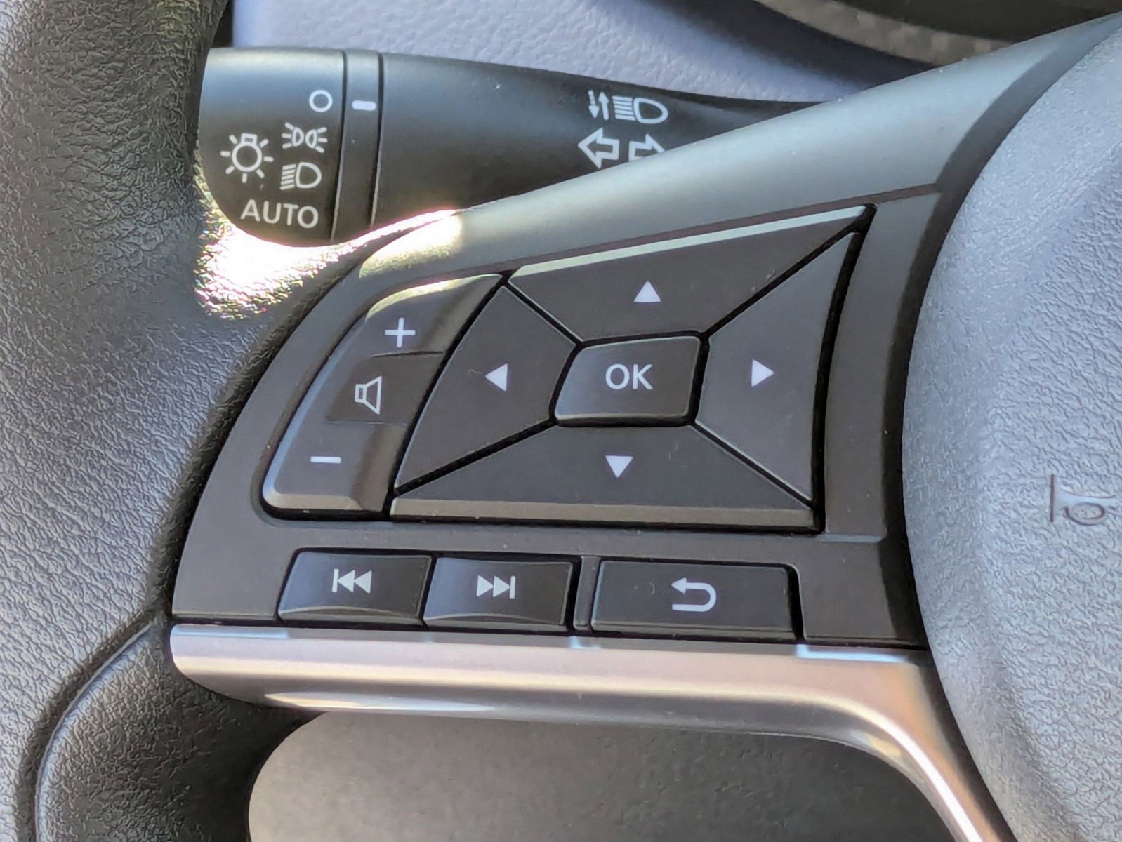 New 2025 Nissan Versa SV w/ Trunk Package image 14