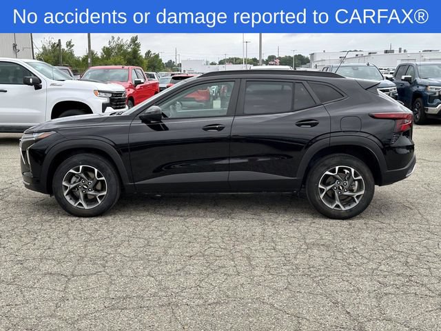 Certified 2024 Chevrolet Trax LT w/ Driver Confidence Package FWD image 2
