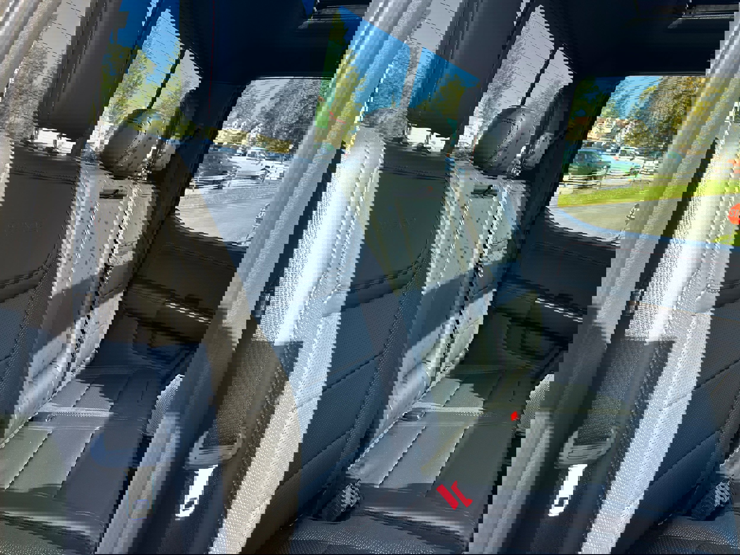 New 2025 Ford F150 Raptor image 38