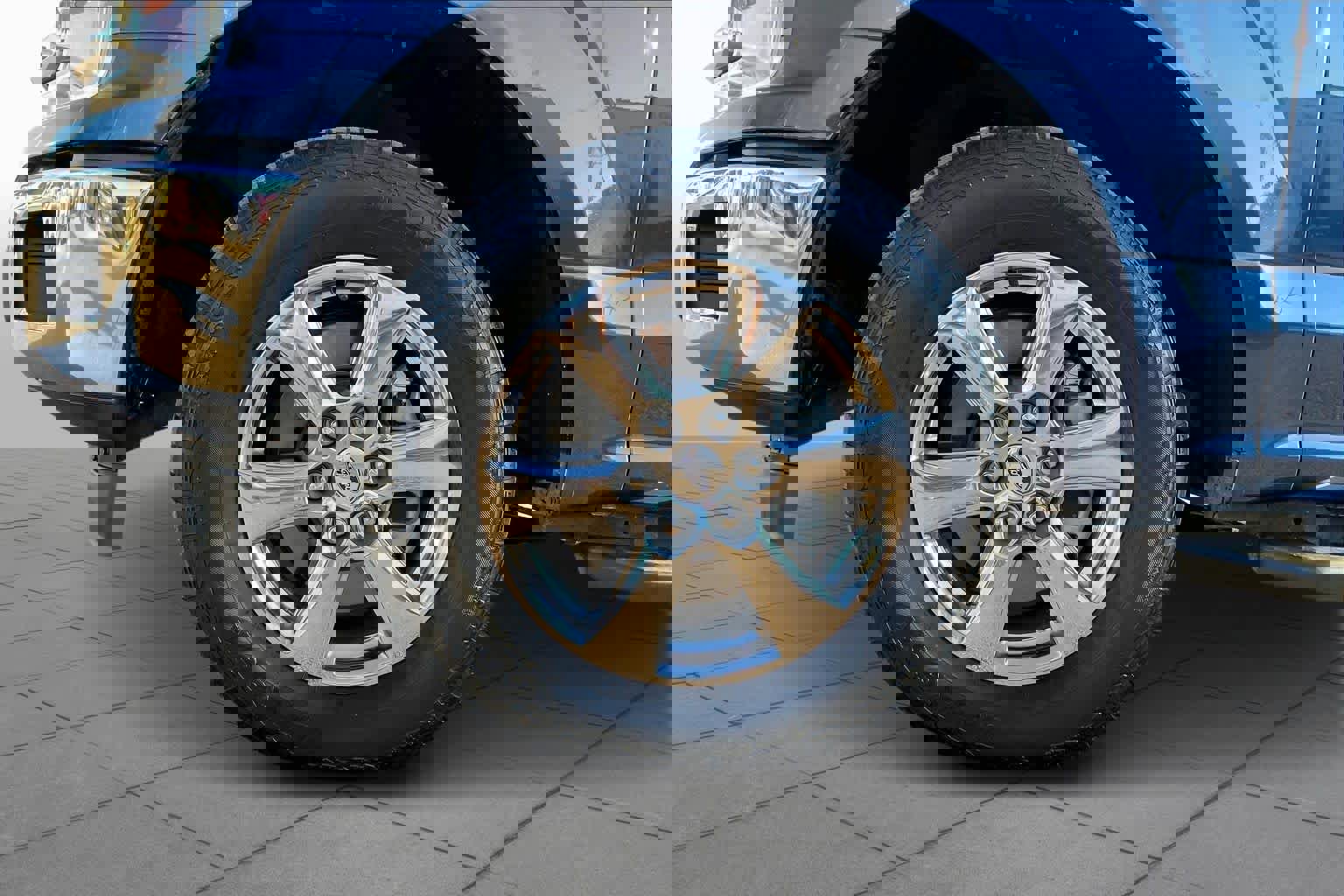 Used 2018 Ford F150 XLT w/ Equipment Group 302A Luxury image 9