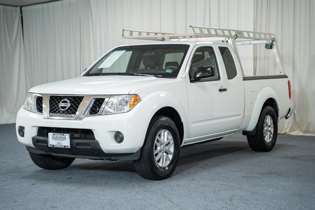 Used 2021 Nissan Frontier SV RWD image 3