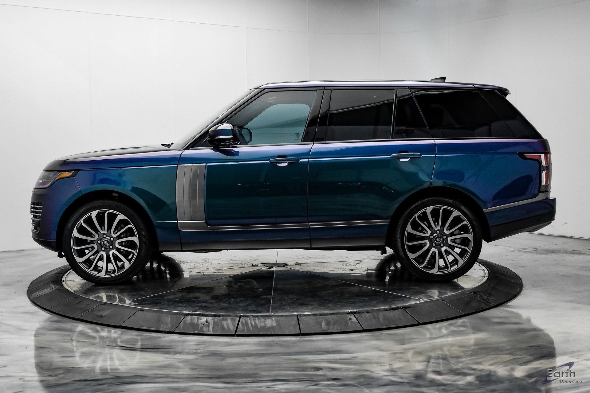 Used 2020 Land Rover Range Rover Autobiography image 5