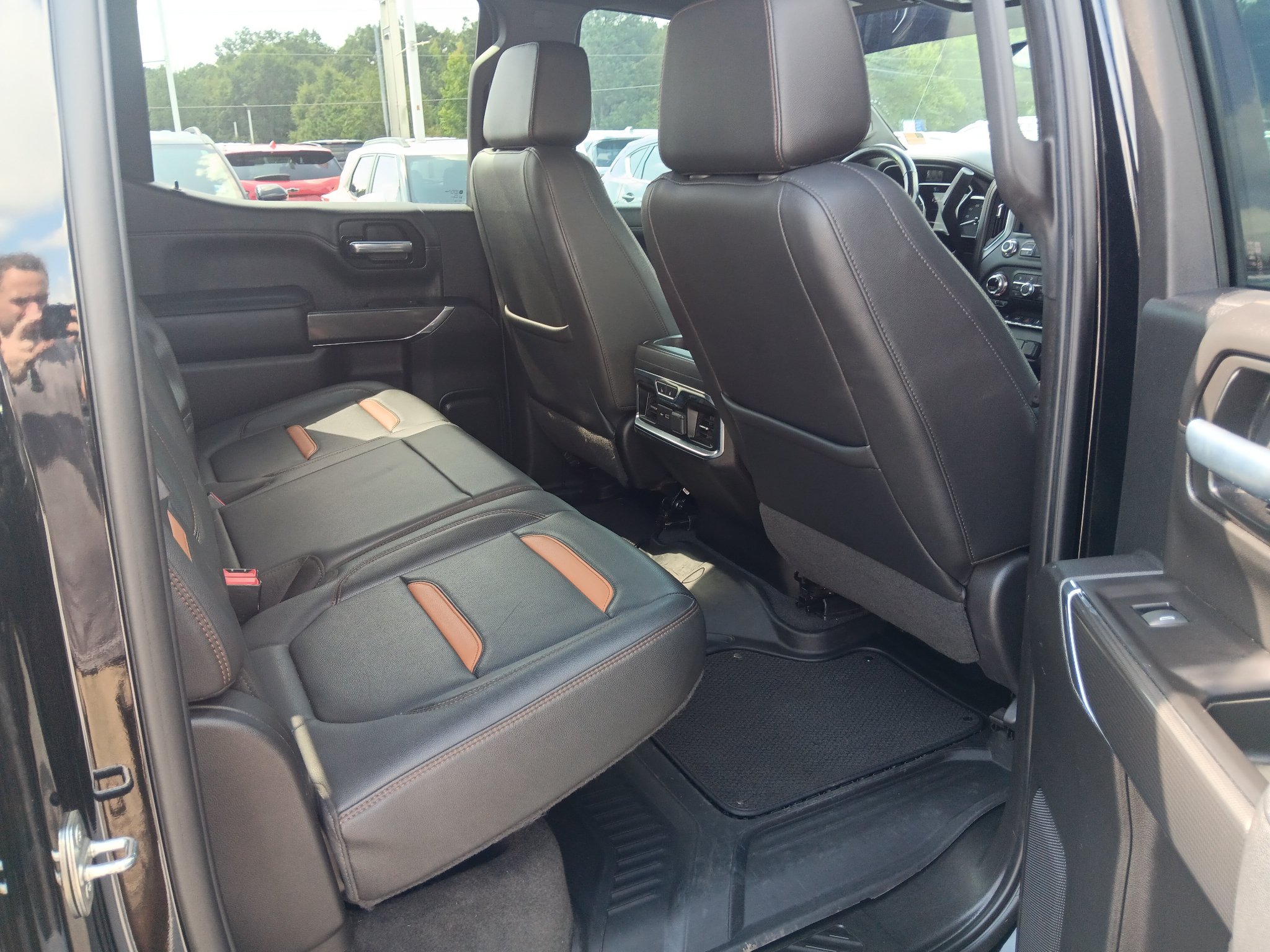 Used 2021 GMC Sierra 1500 AT4 w/ AT4 Premium Package AWD/4WD image 20