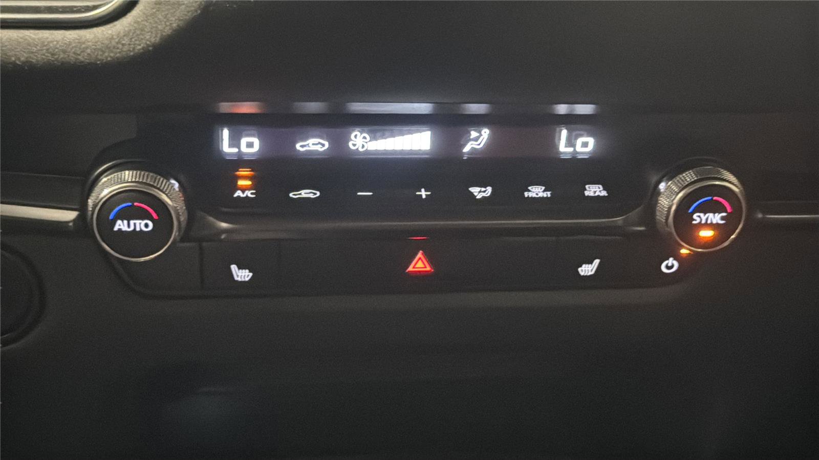 Used 2024 MAZDA CX-30 Carbon image 17