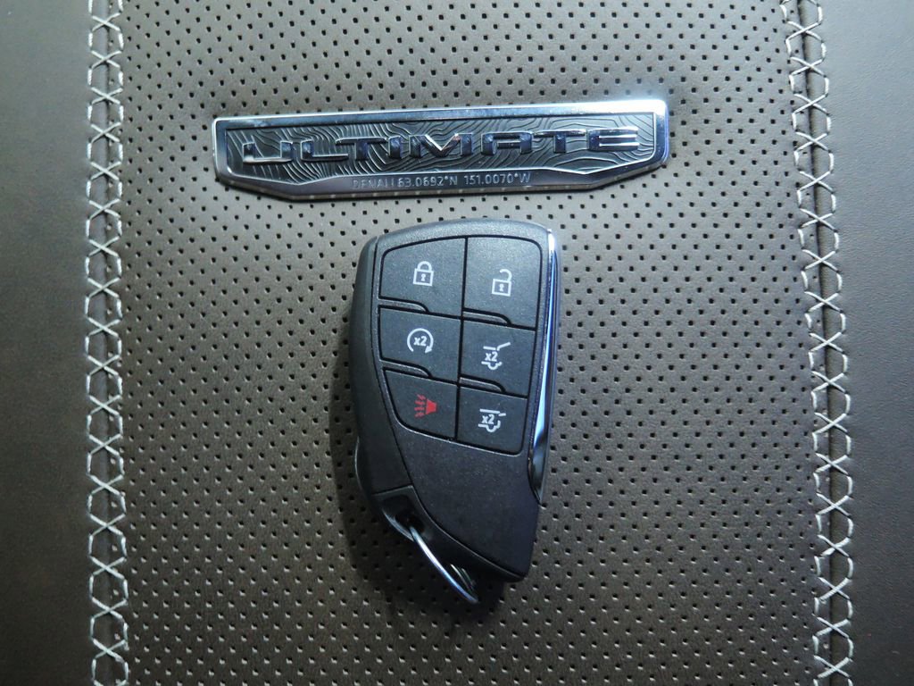 Used 2025 GMC Yukon Denali Ultimate AWD/4WD image 56