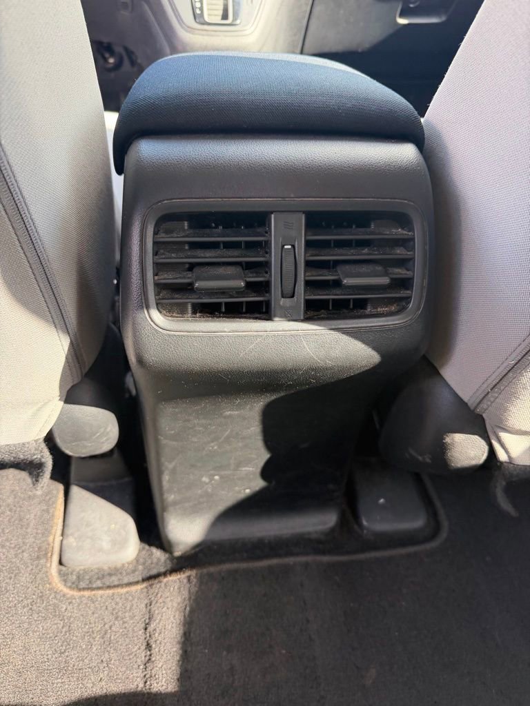 Used 2016 Honda CR-V LX image 11