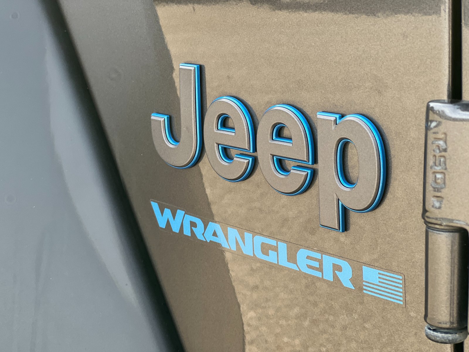 Used 2023 Jeep Wrangler Unlimited w/ Cold Weather Group AWD/4WD image 38
