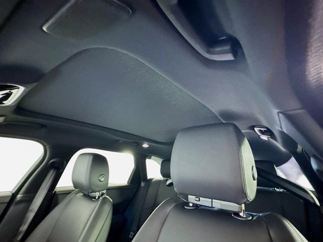 Used 2026 Land Rover Range Rover Velar Dynamic SE image 14