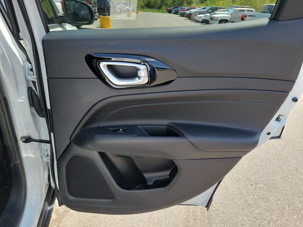New 2026 Jeep Compass Latitude AWD/4WD image 35
