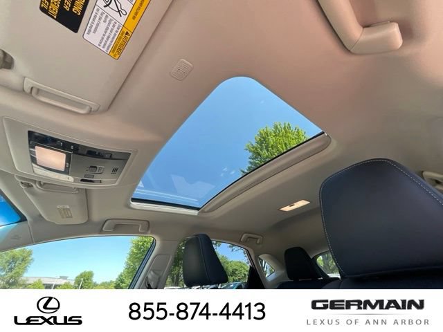Used 2018 Lexus NX 300h AWD w/ Luxury Package image 20