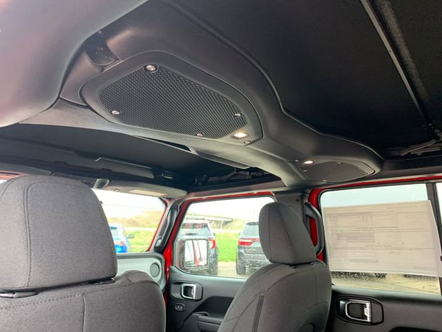 New 2024 Jeep Gladiator Sport image 13