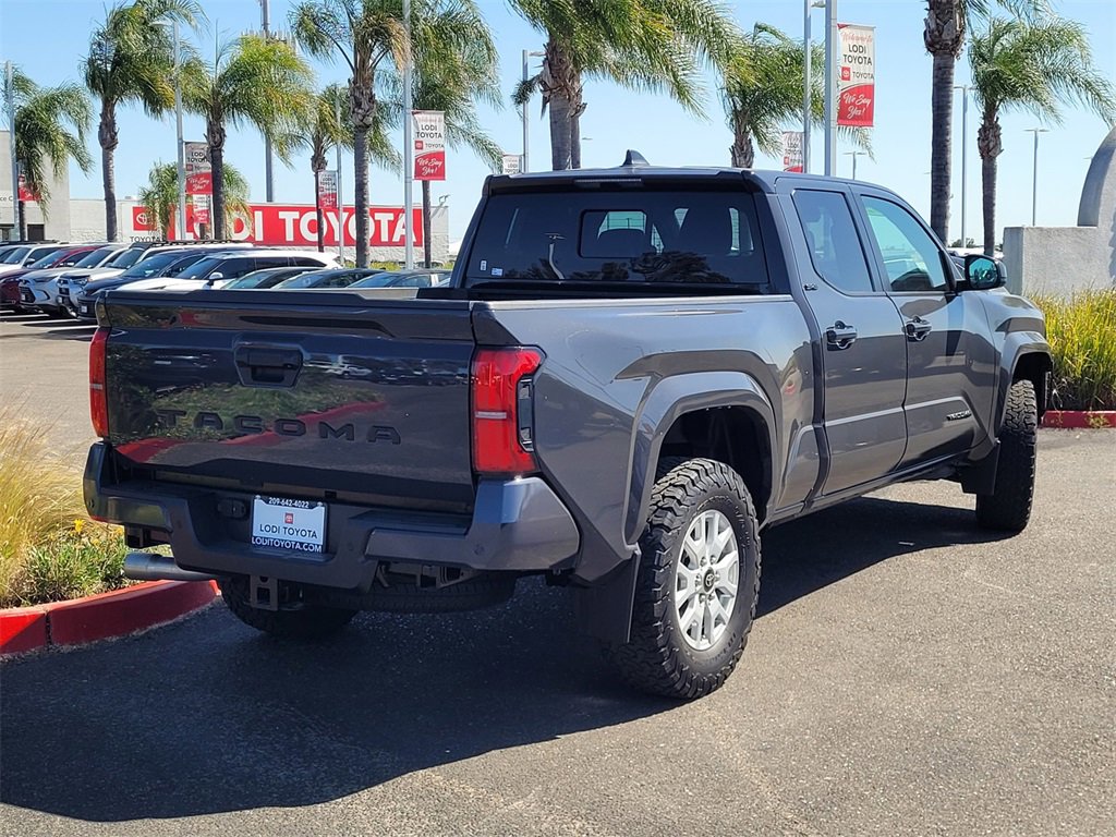 Used 2024 Toyota Tacoma SR5 image 4