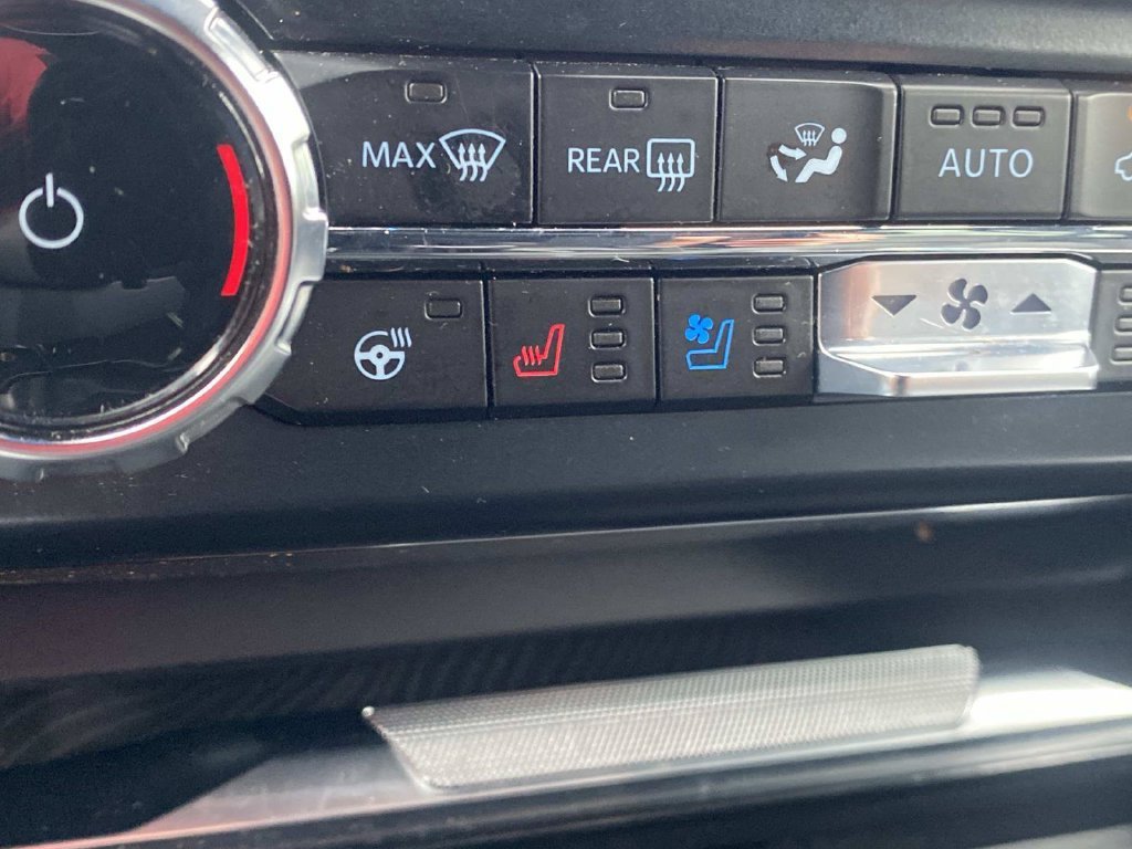 Certified 2024 Ford F350 Platinum AWD/4WD image 29