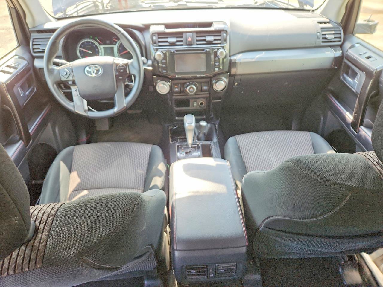 Used 2019 Toyota 4Runner TRD Off-Road AWD/4WD image 6