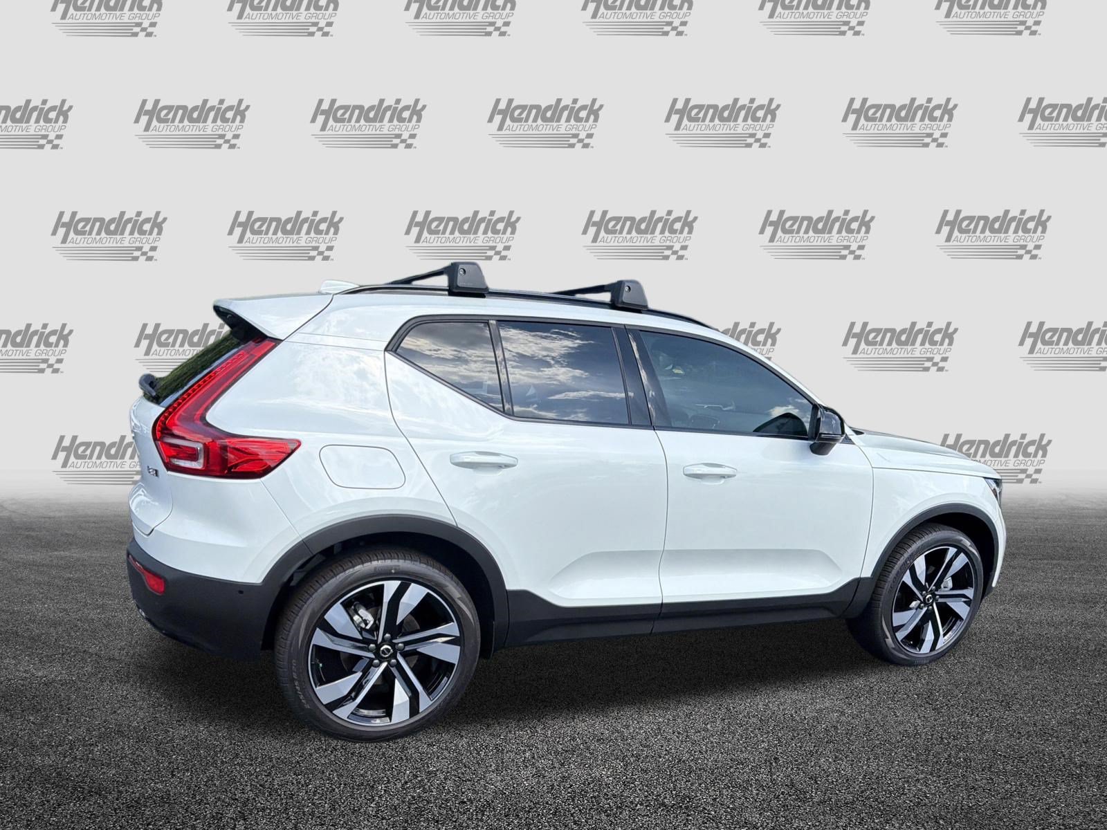 New 2026 Volvo XC40 B5 Ultra w/ Protection Package Premier AWD/4WD image 10