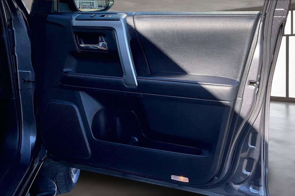 Used 2023 Toyota 4Runner SR5 Premium w/ Moonroof Package image 28