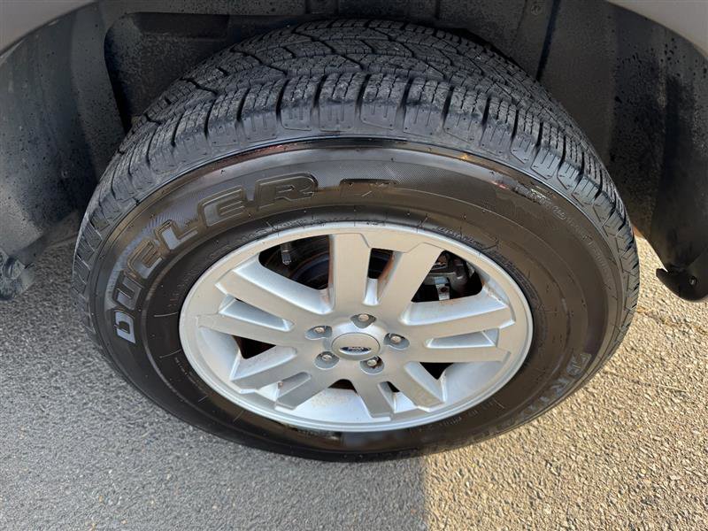 Used 2008 Ford Explorer Sport Trac XLT image 28