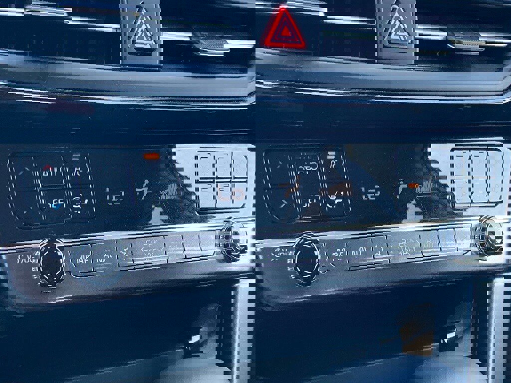 Used 2025 Kia Seltos S image 22