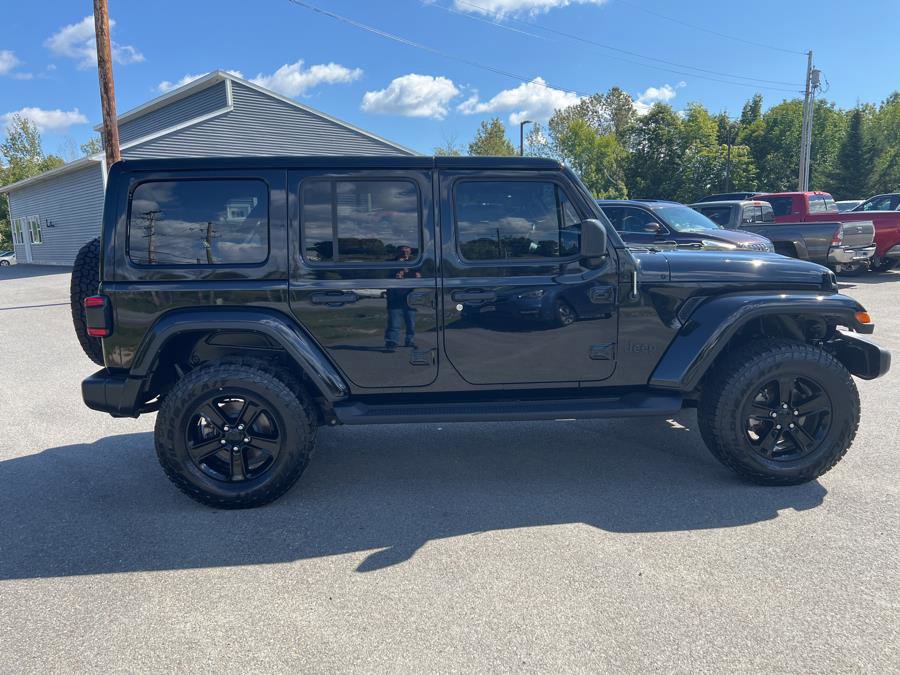 Used 2021 Jeep Wrangler Unlimited Sahara image 4