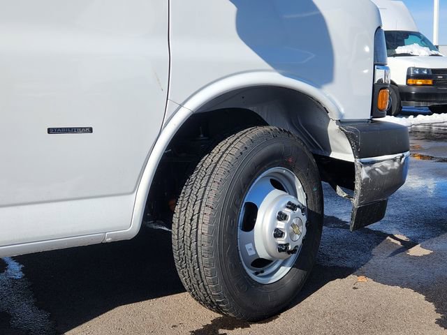 New 2026 Chevrolet Express 4500 w/ Power Convenience Package image 37