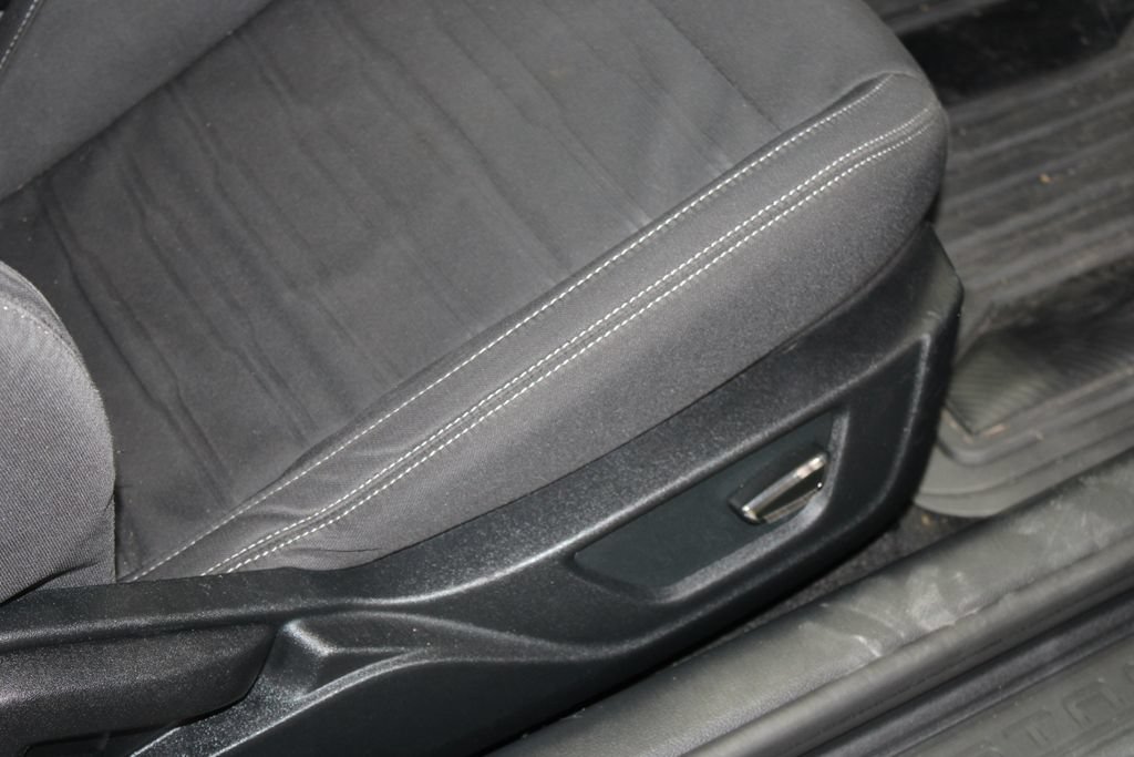Used 2017 Ford Mustang GT RWD image 26