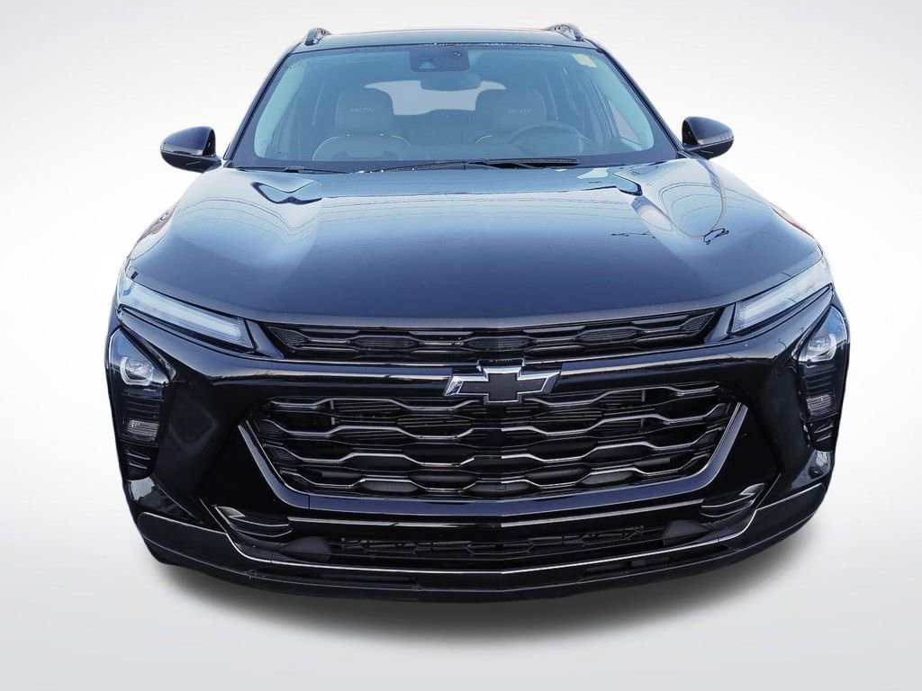 Certified 2024 Chevrolet Trax ACTIV w/ Sunroof Package image 2