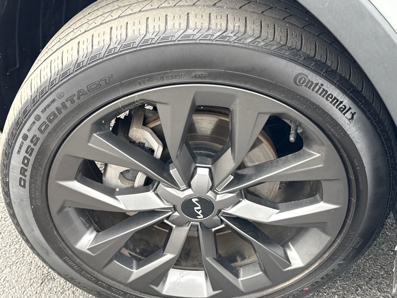 Used 2023 Kia Sorento X-Line EX image 12