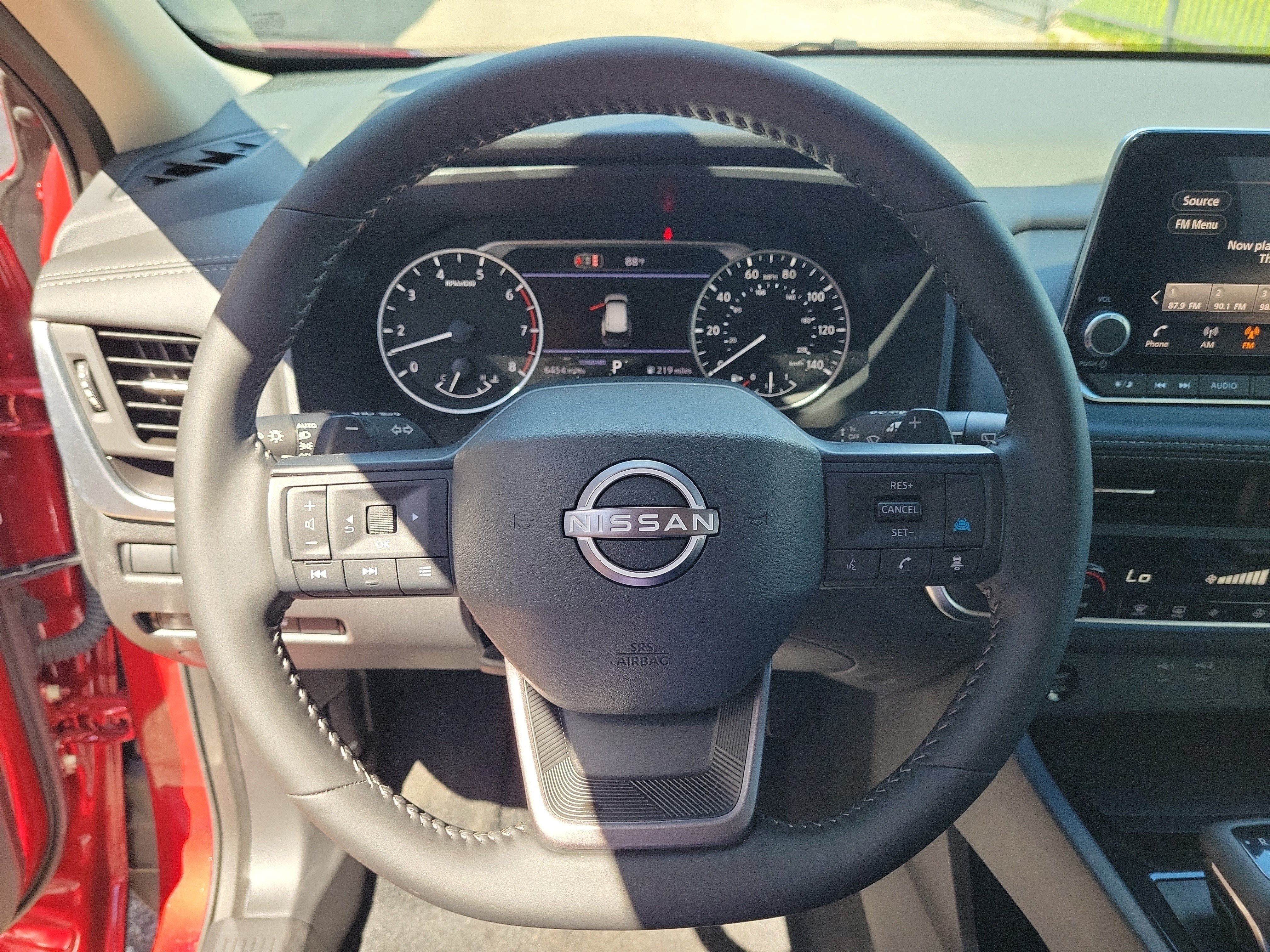 Certified 2026 Nissan Rogue SV FWD image 17