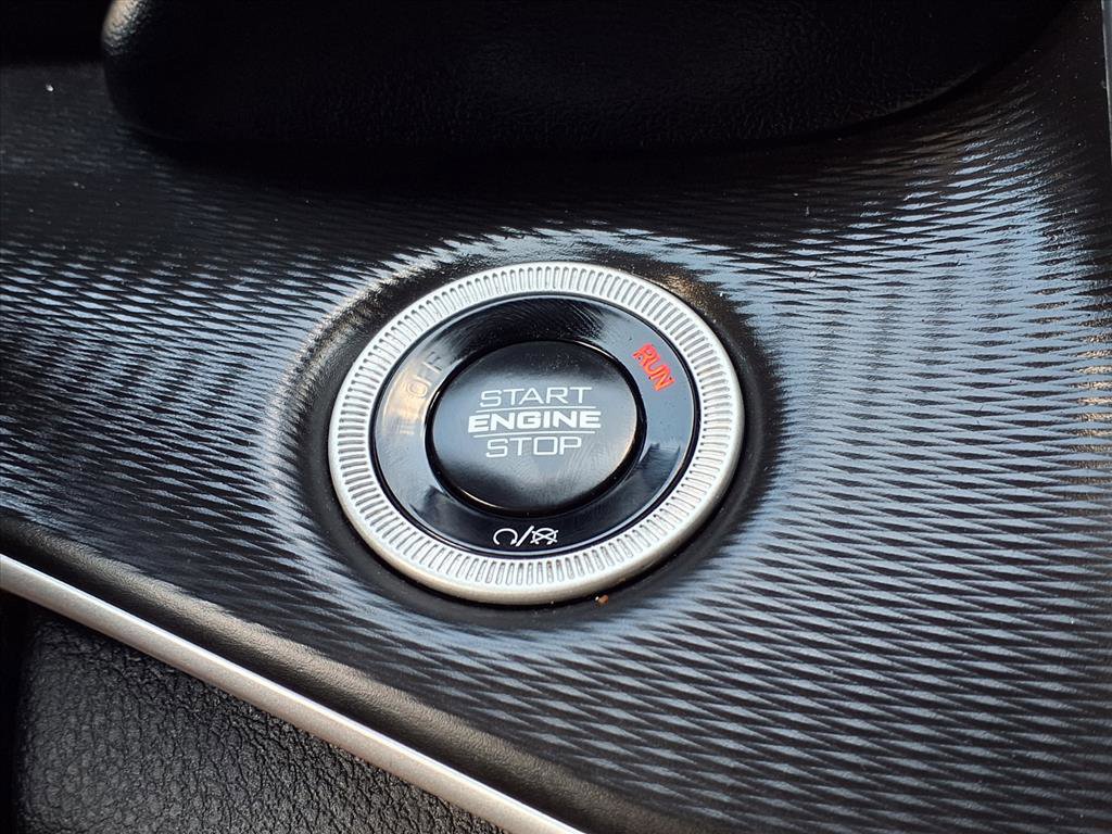 Used 2024 Jeep Grand Cherokee L Laredo image 34