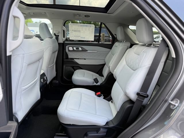 New 2026 Ford Explorer Platinum w/ LUX Leather Package AWD/4WD image 17