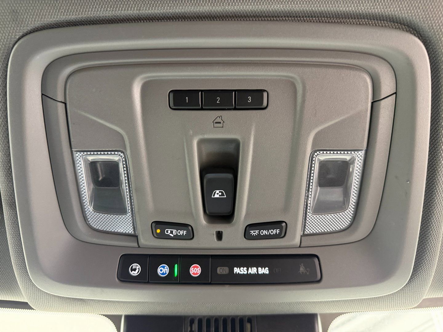 Used 2025 Chevrolet Silverado 1500 RST w/ Convenience Package II AWD/4WD image 30