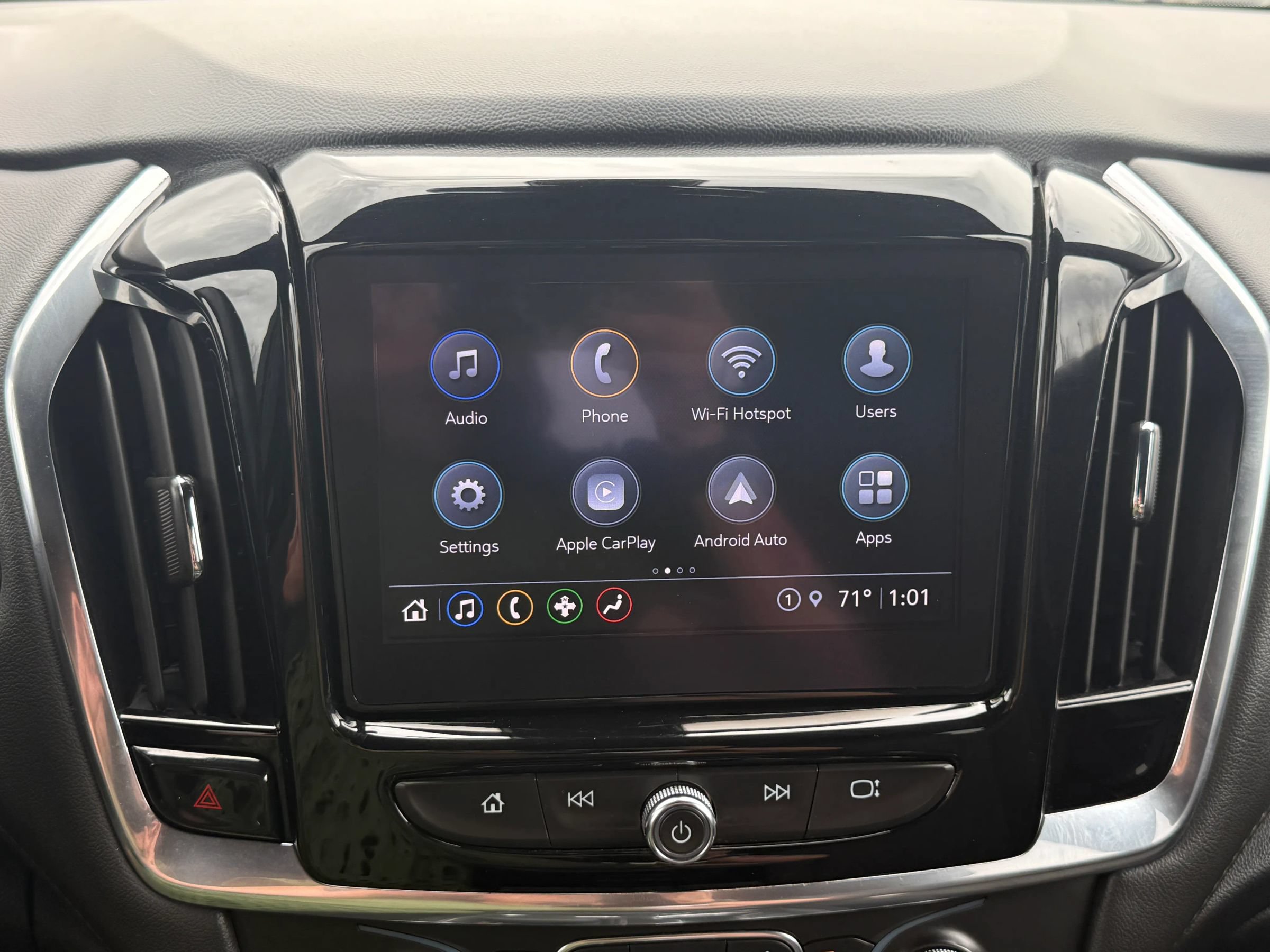 Used 2023 Chevrolet Traverse LT w/ Rear Camera Mirror Package AWD/4WD image 22