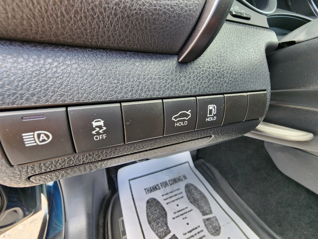 Used 2021 Toyota Camry LE image 16
