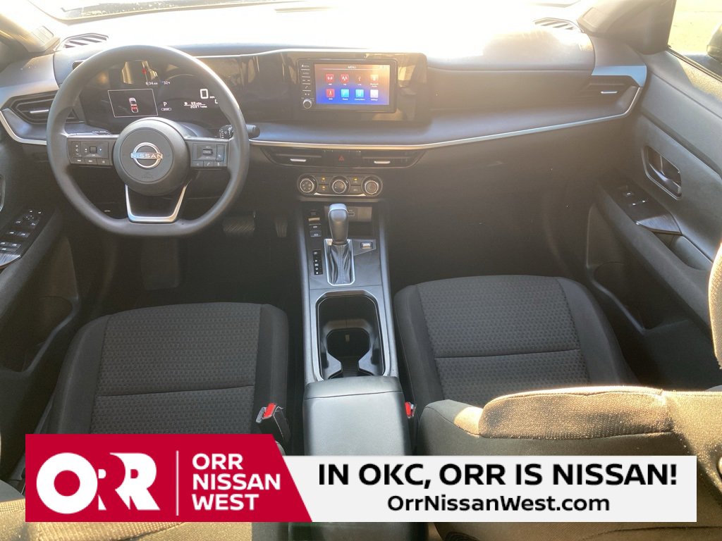 Used 2025 Nissan Kicks S image 18