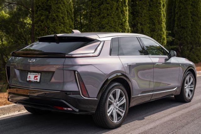 Used 2024 Cadillac Lyriq Tech RWD image 16