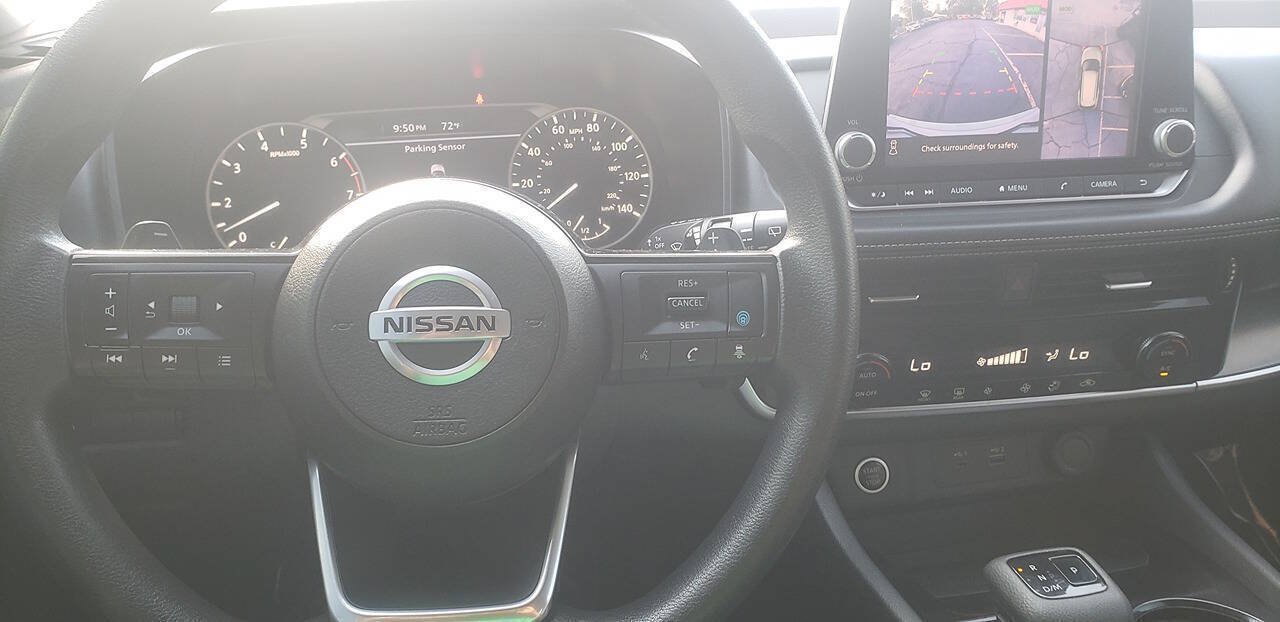 Used 2021 Nissan Rogue SV AWD/4WD image 10