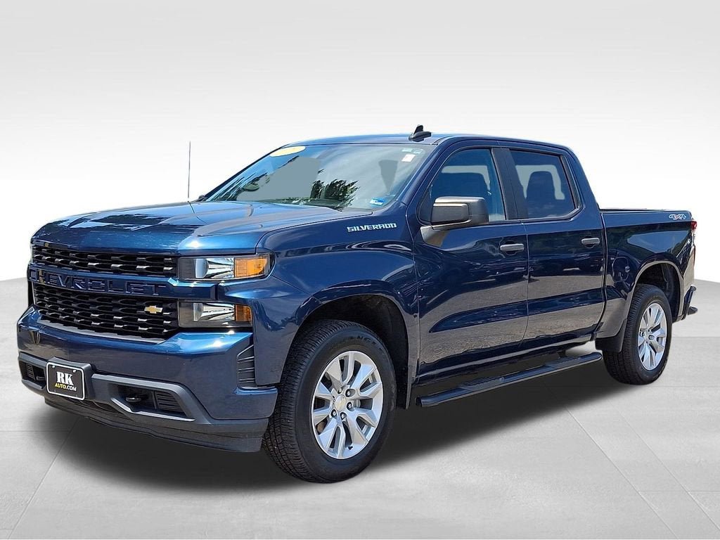 Certified 2020 Chevrolet Silverado 1500 Custom w/ Custom Value Package AWD/4WD image 3