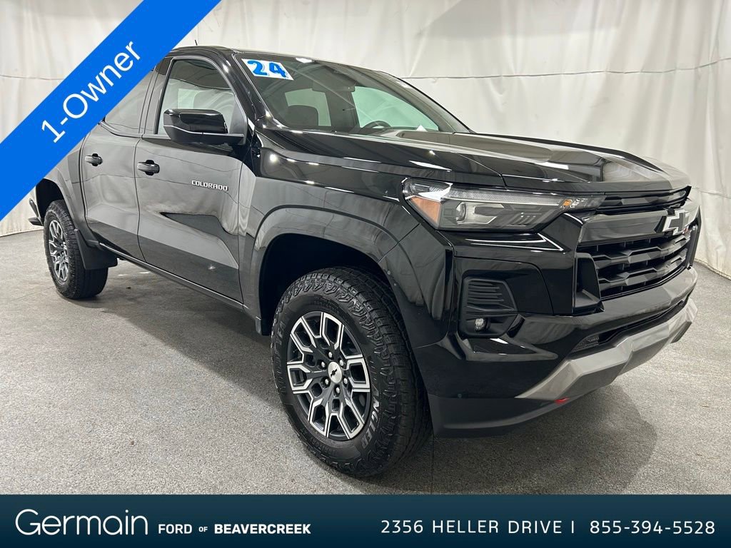 Used 2024 Chevrolet Colorado Z71 w/ Z71 Convenience Package 2