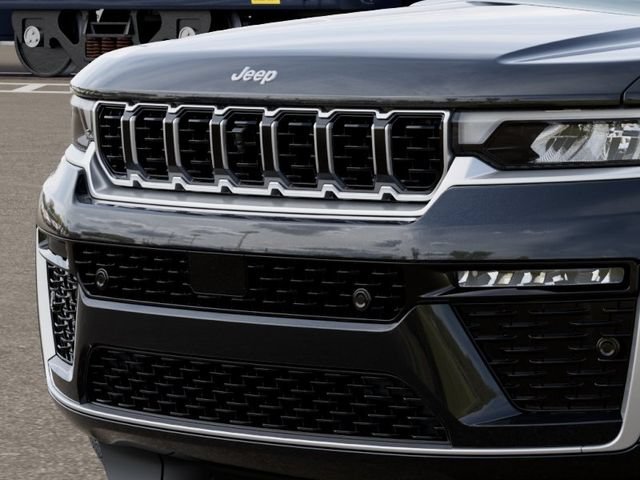 New 2026 Jeep Grand Cherokee Summit AWD/4WD image 12