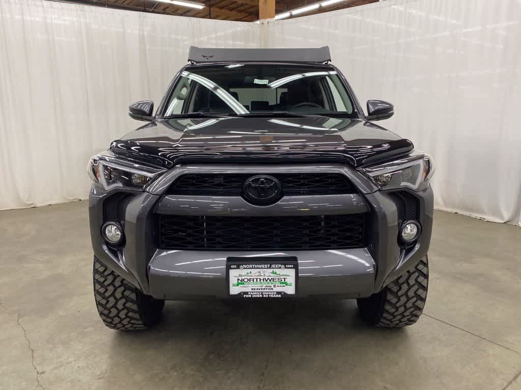 Used 2018 Toyota 4Runner SR5 Premium AWD/4WD image 9