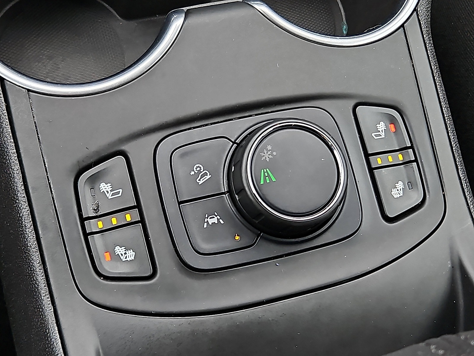 Used 2021 GMC Terrain SLE w/ Driver Convenience Package FWD image 24