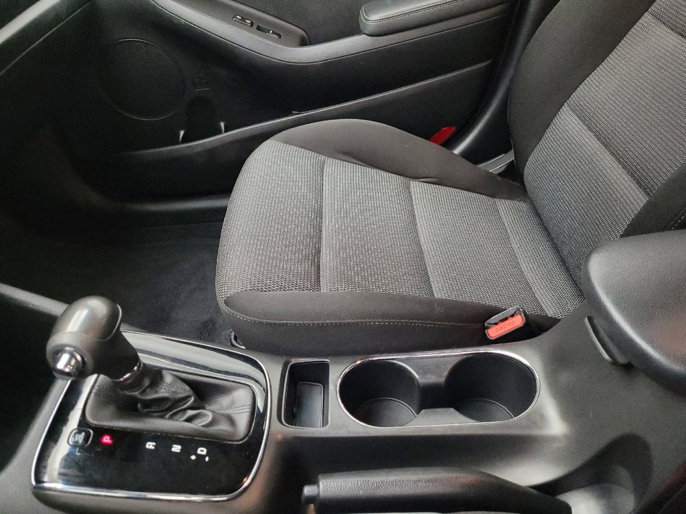 Used 2018 Kia Forte LX FWD image 26