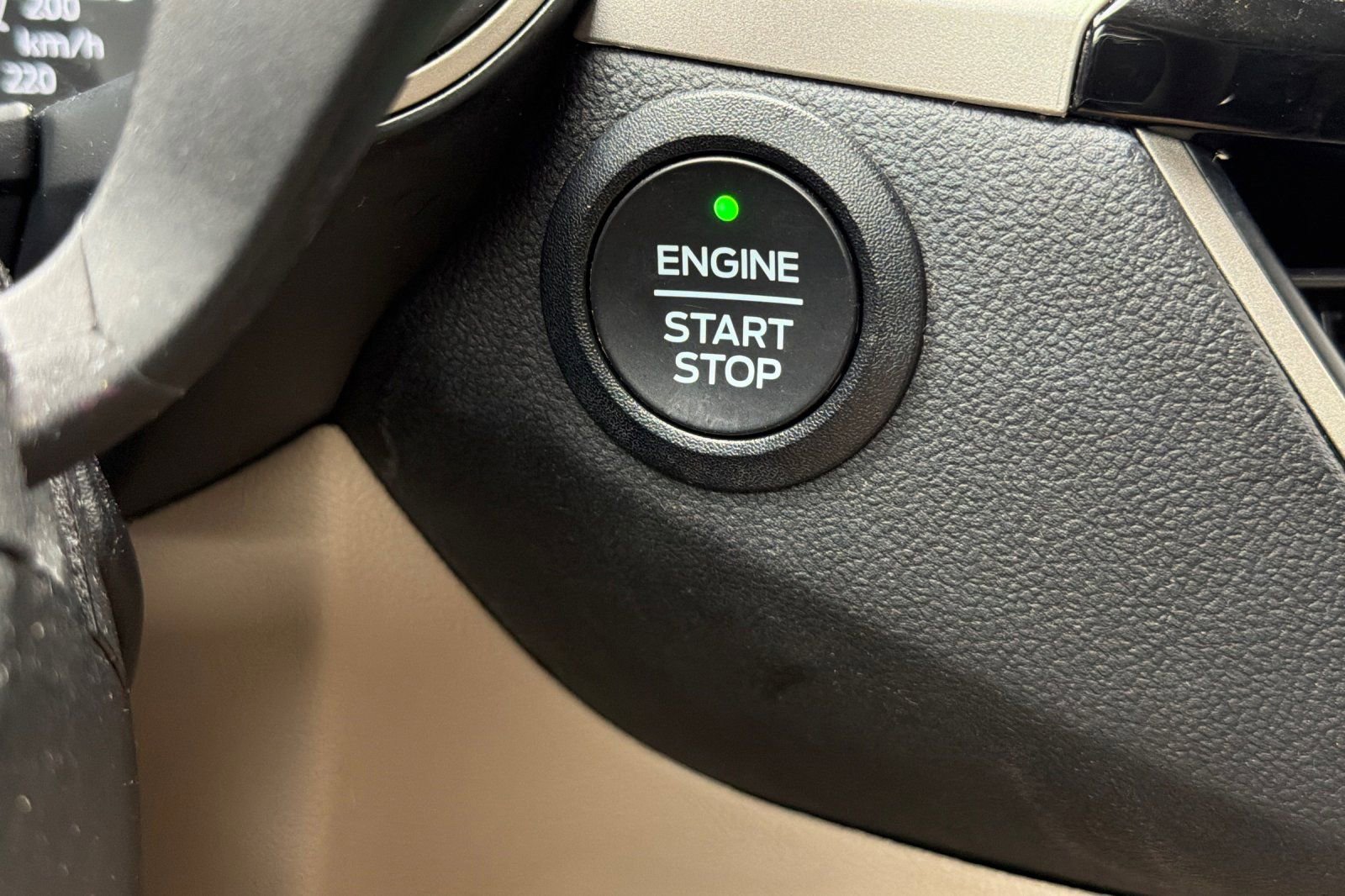 Used 2022 Ford Escape SE AWD/4WD image 22