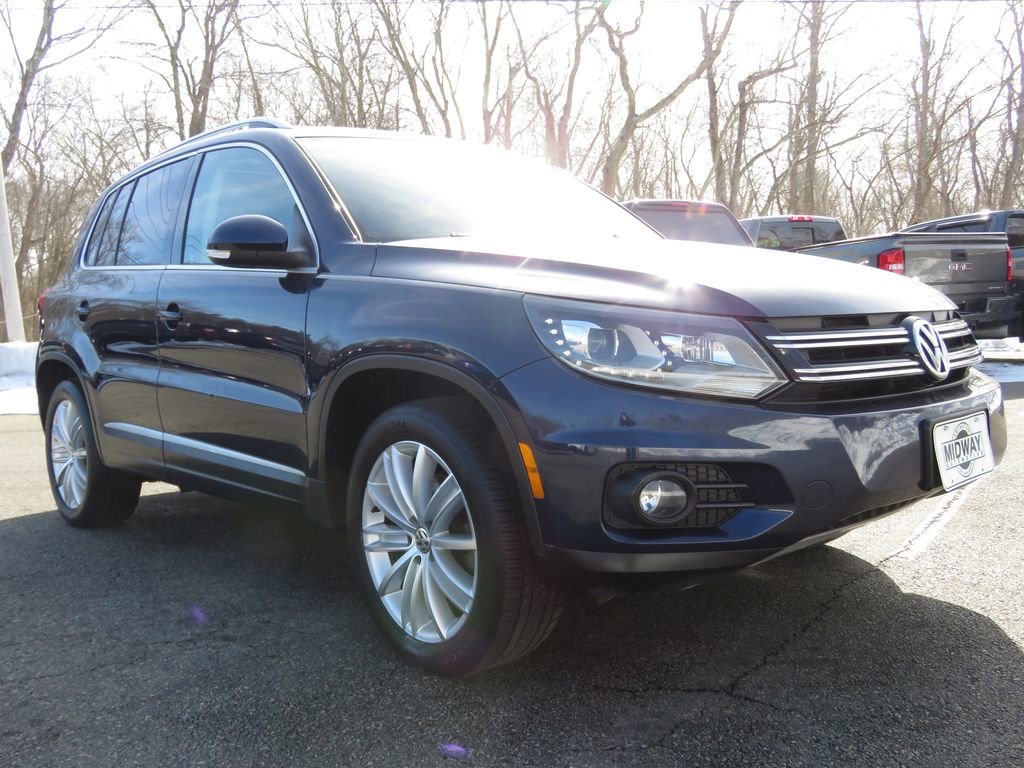 Used 2016 Volkswagen Tiguan SE image 3