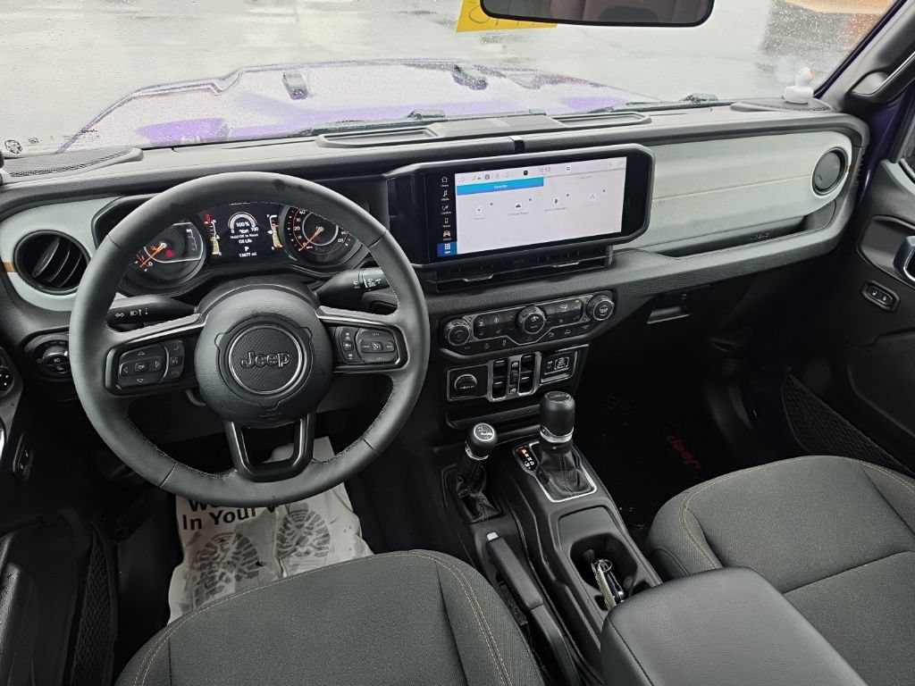 Used 2026 Jeep Gladiator Sport AWD/4WD image 22
