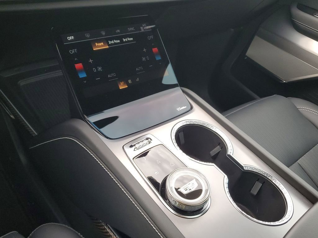 New 2026 Cadillac Vistiq Luxury image 36