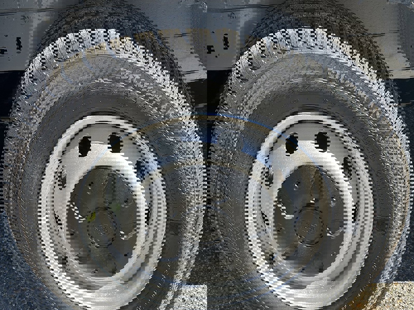 New 2026 Ford Transit 250 148 Medium Roof image 8