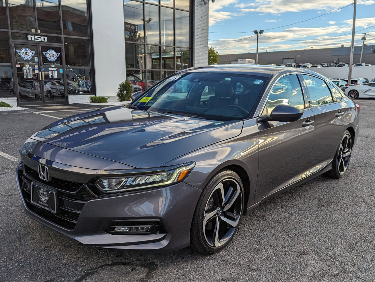 Used 2020 Honda Accord Sport image 2